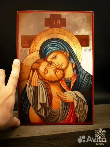 Деревянная икона Богоматери "Не рыдай Мене, Мати" — оригинальный подарок