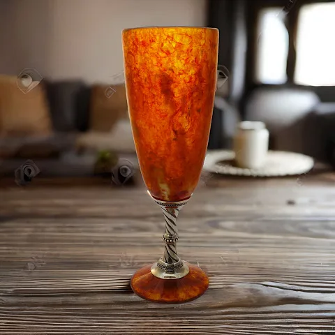 Бокал для шампанского из камня (янтарь) в подарок