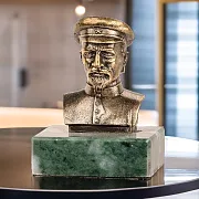 Подарочный бронзовый бюст «Ф.Э. Дзержинский» — фотография 1