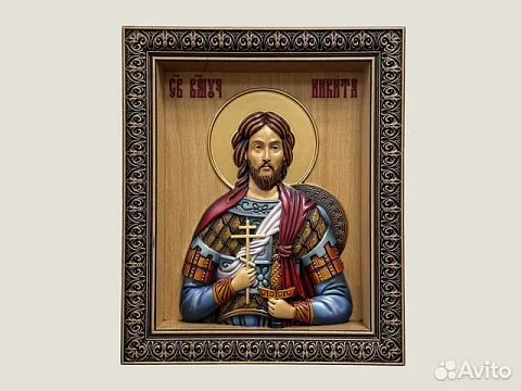На память: Икона резная из дерева Святой Никита