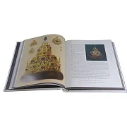 В подарок: Россия. История коронаций — книга — фотография 4